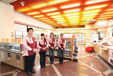 セブンイレブン　名古屋商科大学店