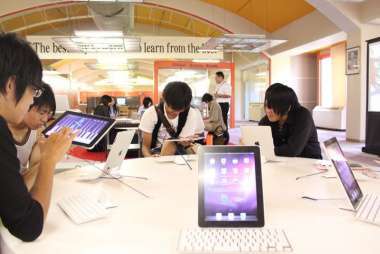 iPad体験も大盛況