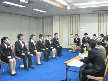 研修会｜会模擬集団面接風景