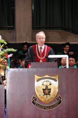 平成24年度入学式｜ハーランド学長