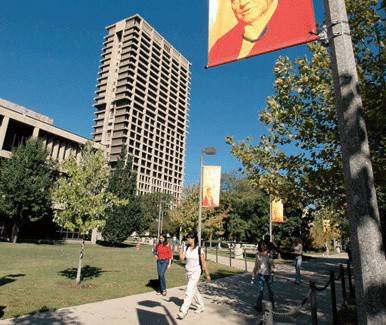 Liautaud Graduate School of Business, University of Illinois at Chicago