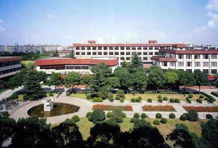 College of Business, Shanghai University of Finance and Economics
