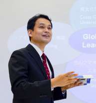 経営学部・矢本成恒教授