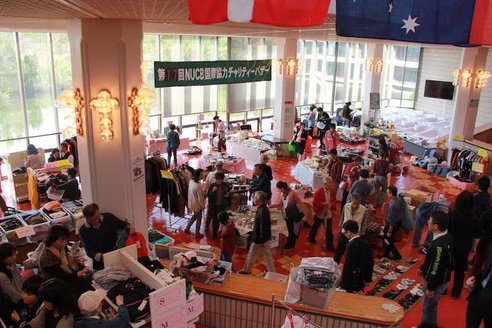 チャリティバザール