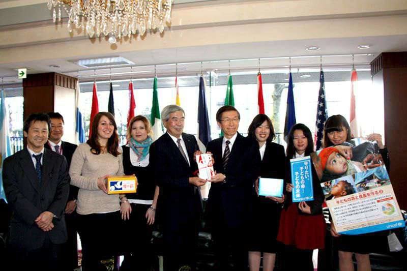 チャリティーバザー