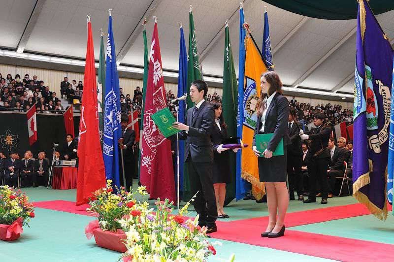 新入生代表宣誓