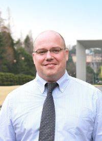 Stuart Warrington准教授