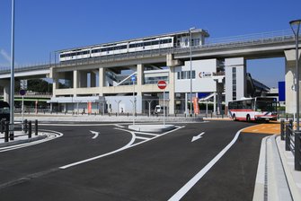 ロータリー、リニモ、公園西駅