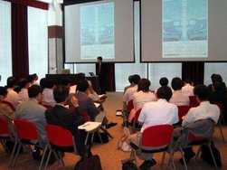 質疑応答での意見交換