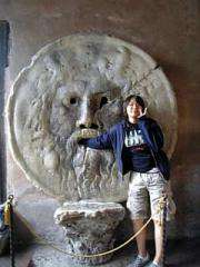 ローマ　真実の口