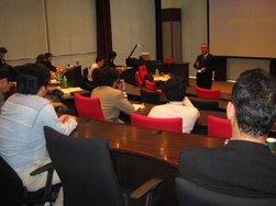 小橋哲主任教授の開会挨拶