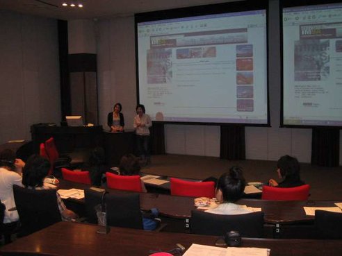 タイ・タマサート大学プレゼンテーション