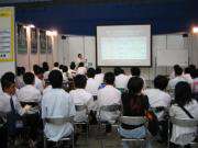 模擬授業コーナーでは多くの学生が来てくれました