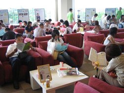 CGCラウンジにて