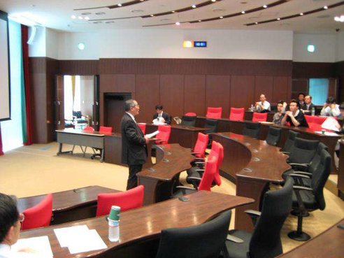 研究科長開会の挨拶