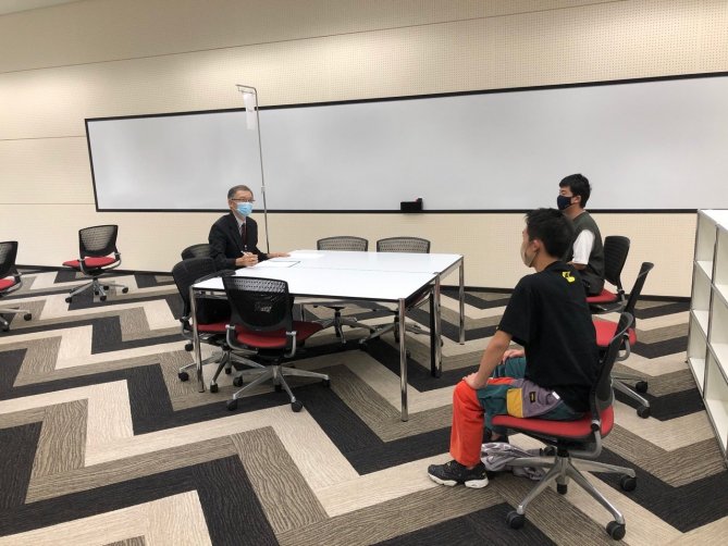 担当面接官の熱心な指導に参加した方々も耳を傾けている様子が伺えます