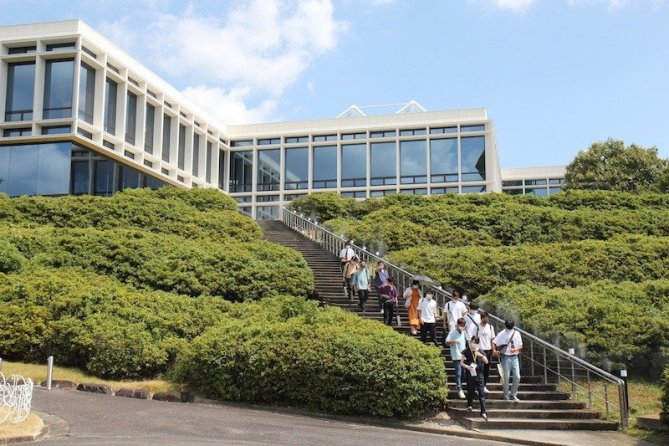 キャンパスツアーの様子