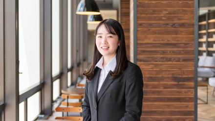 国際学部グローバル教養学科4年 松本さん