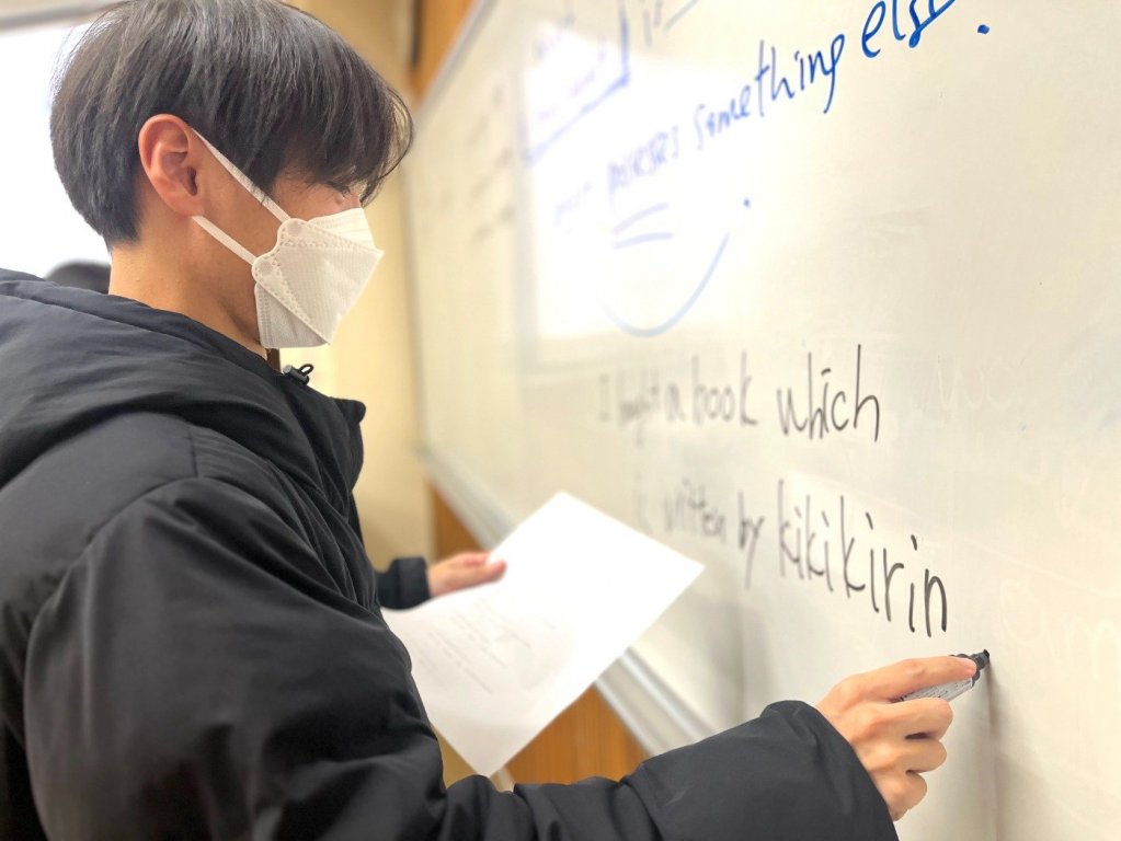 ENGLISH INTERMEDIATE 2-1