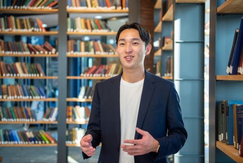 国際学部グローバル教養学科　野澤さん