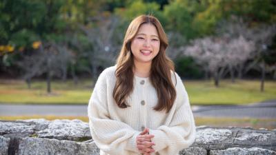 国際学部グローバル教養学科　山﨑さん