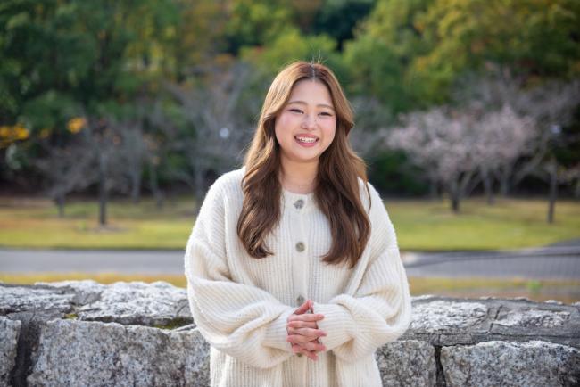 国際学部グローバル教養学科　山﨑さん