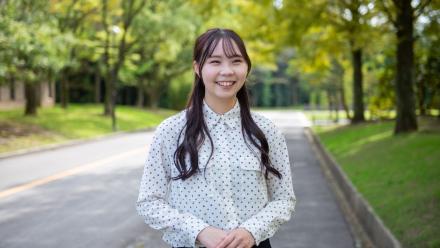 経済学部総合政策学科　愛知さん